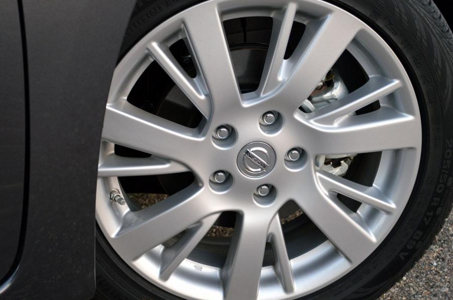  Nissan Sentra 2013 года  (фото 72 из 74)